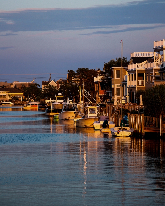 Happy Hour by artist Mike Shay